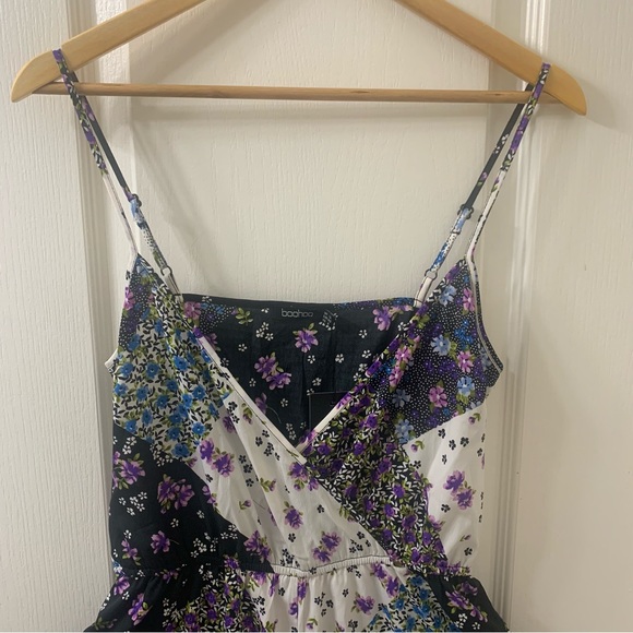 NEW Boohoo Sleeveless Mixed Floral Jumpsuit Patchwork Wide Leg Cropped - Picture 3 of 16